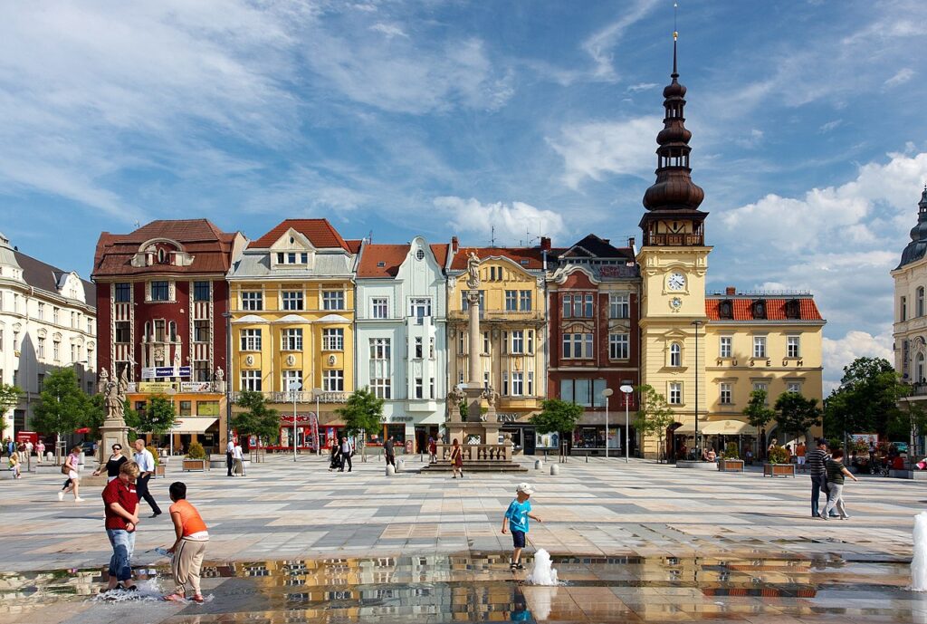 kam na jídlo v ostravě, Ostrava, oběd, večeře, gastronomie