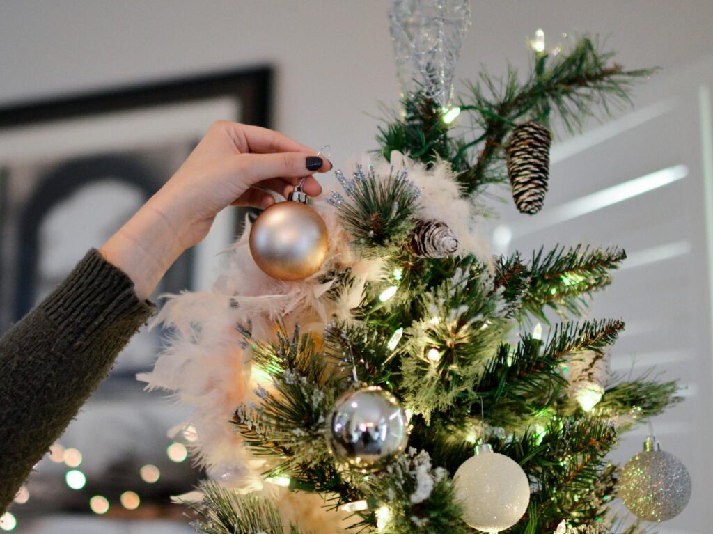 jak ušetřit za vánoce, levné dárky, dárky do 500 Kč