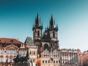 kam na jídlo v praze, praha, oběd, večeře, gastronomie, nejlepší restaurace v praze