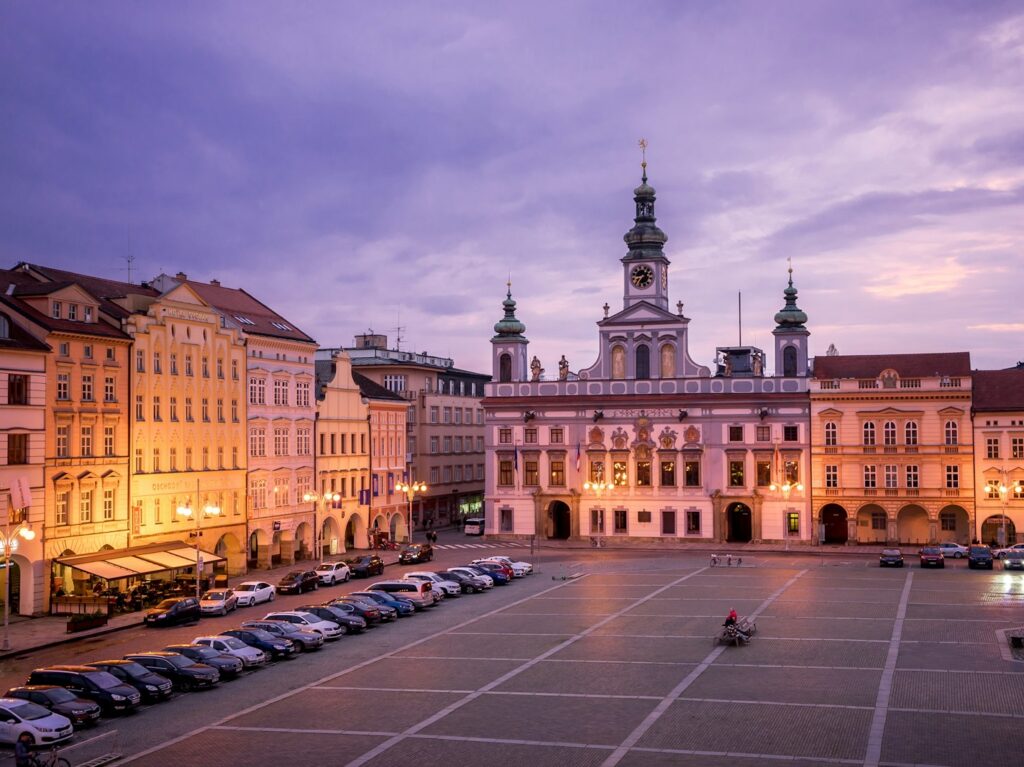 levné restaurace české budějovice