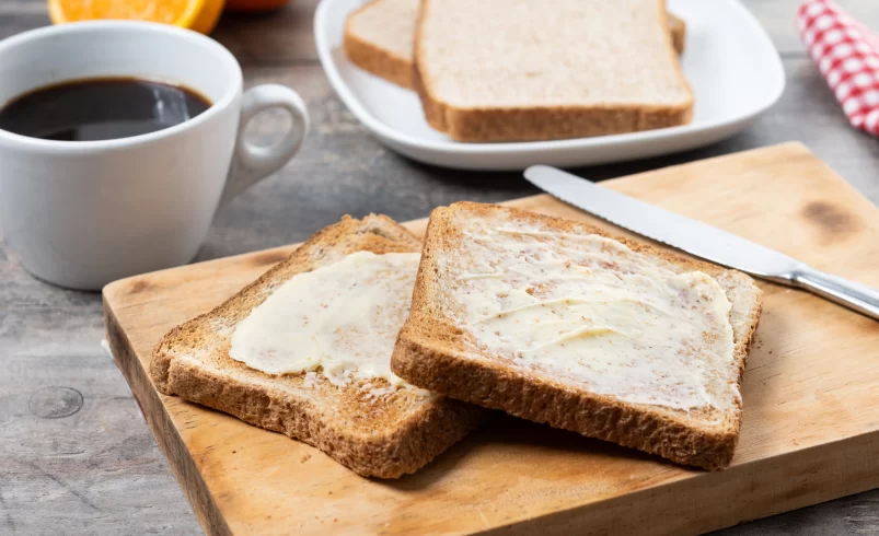 Máslo namazané na pečivu