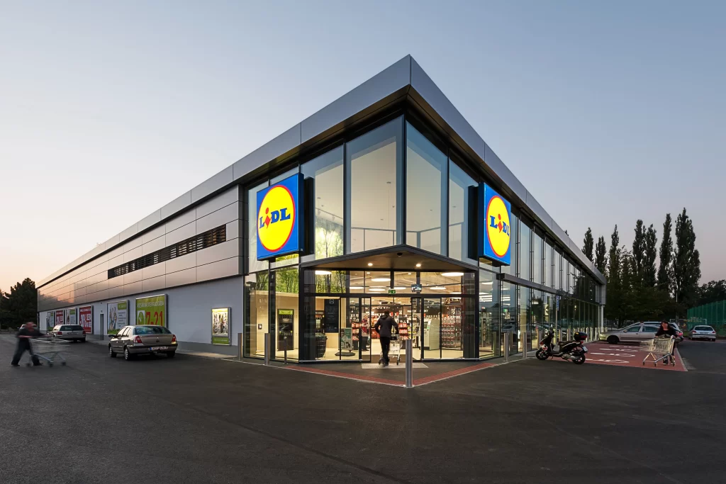 Prodejna společnosti Lidl
