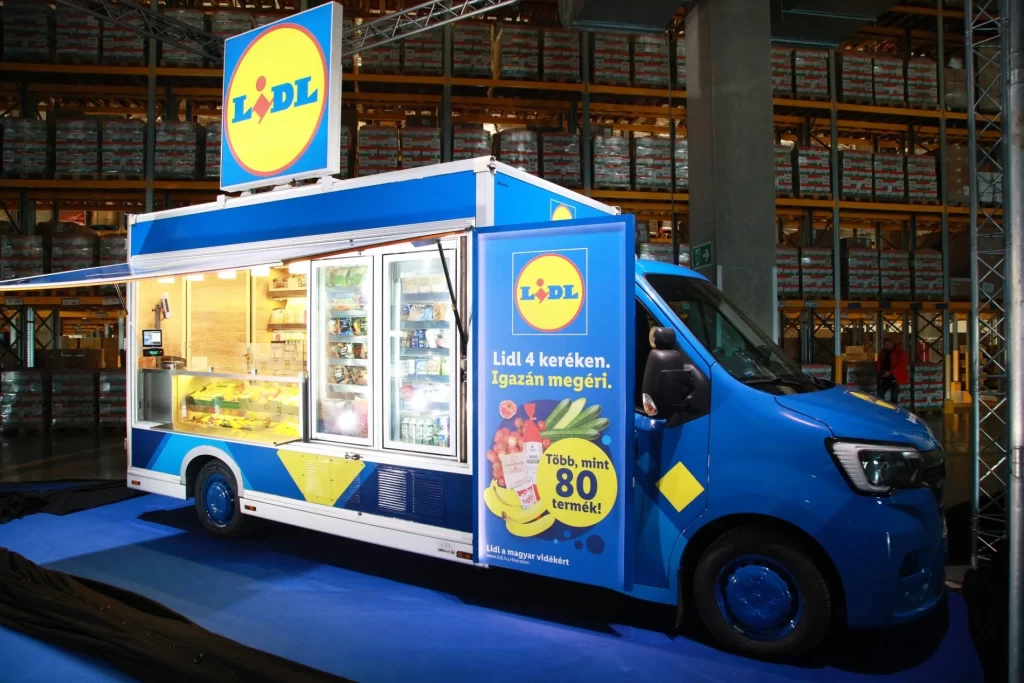 Dodávka s potravinami společnosti Lidl